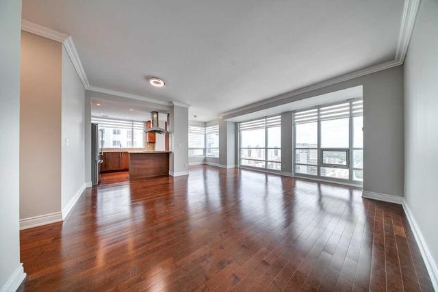 4202 - 761 Bay St, Condo with 2 bedrooms, 3 bathrooms and 2 parking in Toronto ON | Image 11
