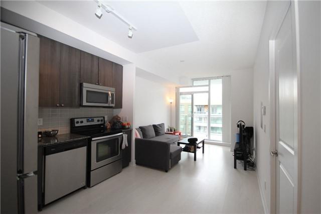 1002 - 68 Merton St, Condo with 1 bedrooms, 2 bathrooms and 1 parking in Toronto ON | Image 3