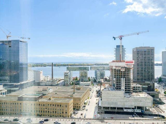 2520 - 25 The Esplanade St, Condo with 1 bedrooms, 1 bathrooms and 0 parking in Toronto ON | Image 17