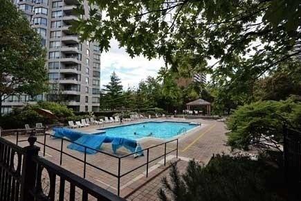 1102 - 1131 Steeles Ave W, Condo with 2 bedrooms, 2 bathrooms and 1 parking in Toronto ON | Image 9