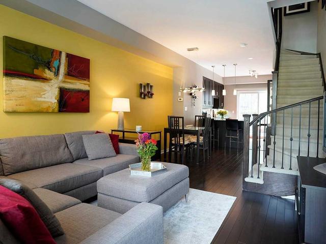 th 70 - 115 The Queensway Ave, Townhouse with 3 bedrooms, 2 bathrooms and 2 parking in Toronto ON | Image 10