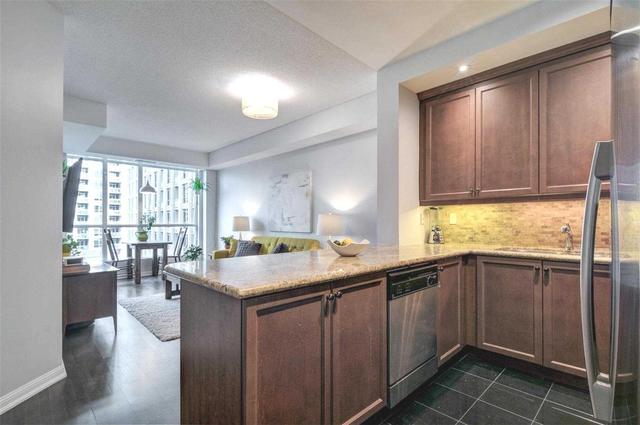 609 - 628 Fleet St, Condo with 1 bedrooms, 2 bathrooms and 1 parking in Toronto ON | Image 3