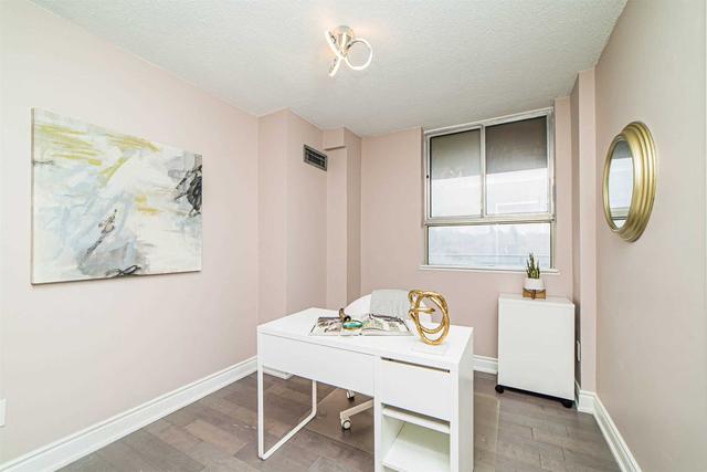 304 - 234 Albion Rd, Condo with 3 bedrooms, 2 bathrooms and 1 parking in Toronto ON | Image 6