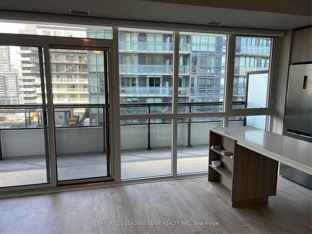 905 - 65 Annie Craig Dr, Condo with 2 bedrooms, 2 bathrooms and 1 parking in Toronto ON | Image 32
