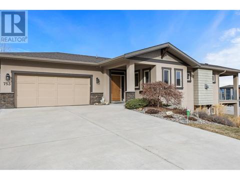 753 Kuipers Crescent, House detached with 3 bedrooms, 2 bathrooms and 2 parking in Kelowna BC | Card Image