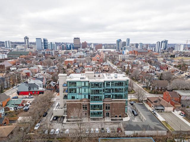 103 - 50 Murray St W, Condo with 2 bedrooms, 1 bathrooms and 1 parking in Hamilton ON | Image 16