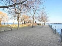 3107 - 77 Harbour Sq, Condo with 2 bedrooms, 2 bathrooms and 1 parking in Toronto ON | Image 24