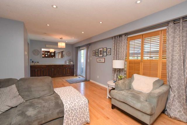 2520 Spruce Needle Dr, House semidetached with 4 bedrooms, 3 bathrooms and 2 parking in Mississauga ON | Image 37