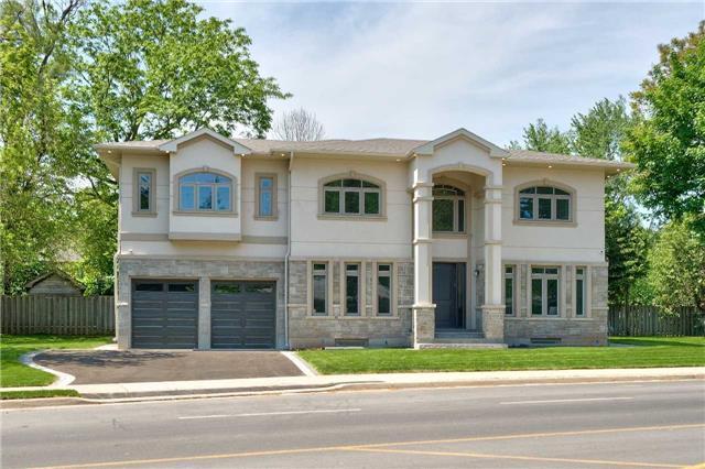 523 Rebecca St, House detached with 4 bedrooms, 5 bathrooms and 4 parking in Oakville ON | Image 1