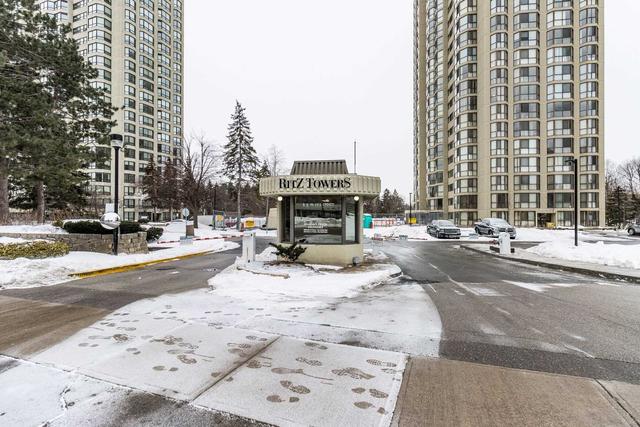 2805 - 8 Lisa St, Condo with 2 bedrooms, 2 bathrooms and 2 parking in Brampton ON | Image 1