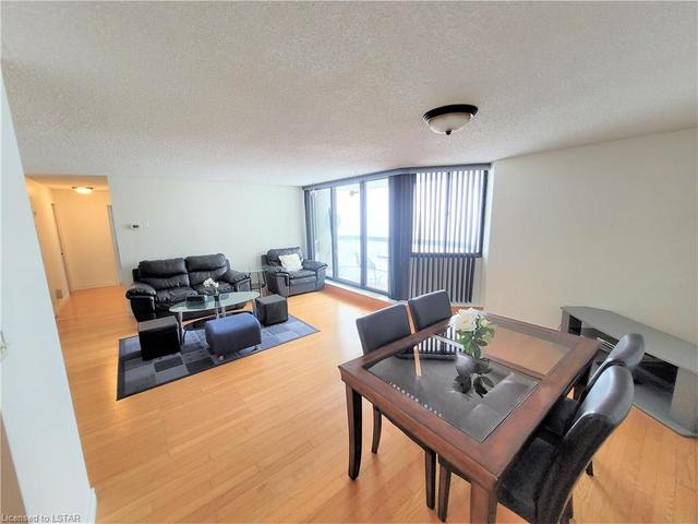 363 Colborne Street, House attached with 2 bedrooms, 2 bathrooms and 1 parking in London ON | Image 7