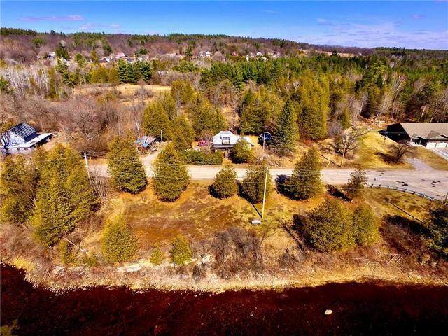 1746 Mill Street, House detached with 2 bedrooms, 1 bathrooms and 6 parking in Bonnechere Valley ON | Image 2