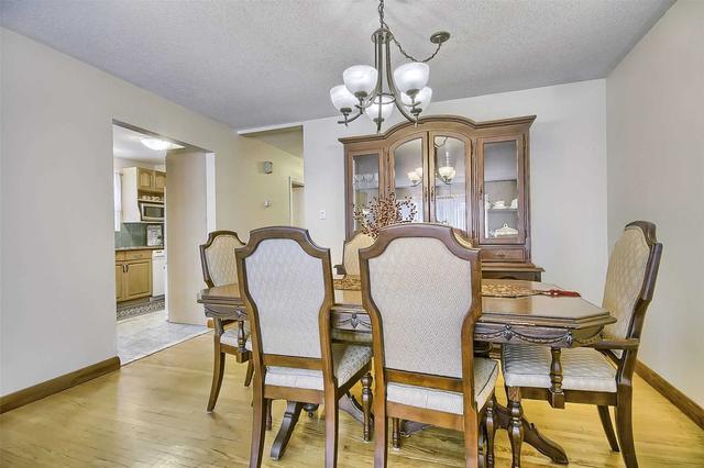 15 Dallington Dr, House detached with 3 bedrooms, 2 bathrooms and 3 parking in Toronto ON | Image 3