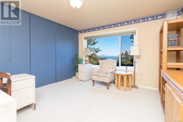 808 - 2829 Arbutus Rd, House attached with 3 bedrooms, 3 bathrooms and 2 parking in Saanich BC | Image 56
