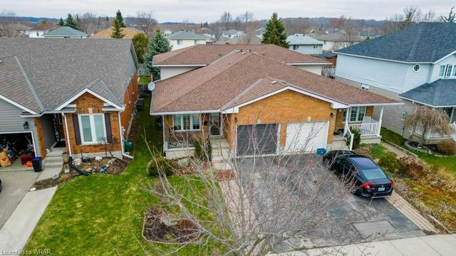 215a Inverhuron Crescent, House semidetached with 3 bedrooms, 2 bathrooms and 3 parking in Waterloo ON | Image 34