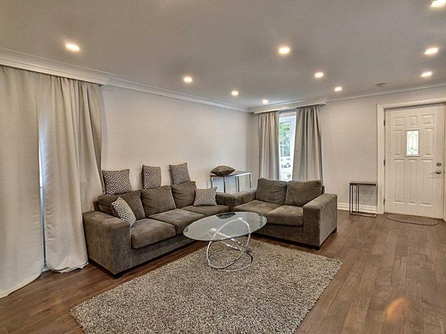 18 Danish Cres, House detached with 4 bedrooms, 3 bathrooms and 6 parking in Toronto ON | Image 16