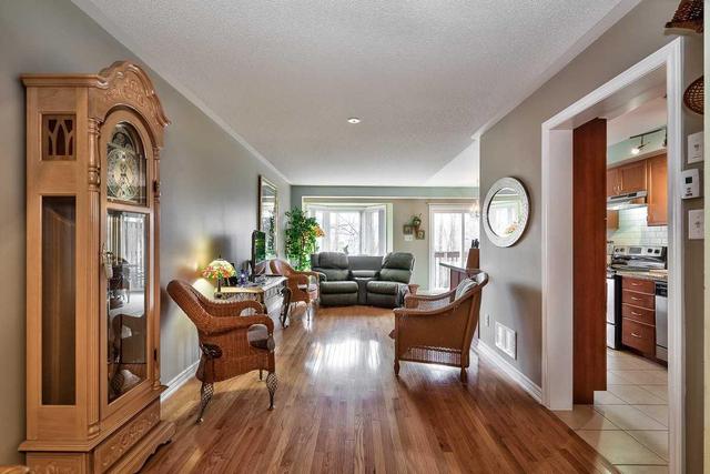 21 - 233 Duskywing Way, Townhouse with 3 bedrooms, 4 bathrooms and 1 parking in Oakville ON | Image 5