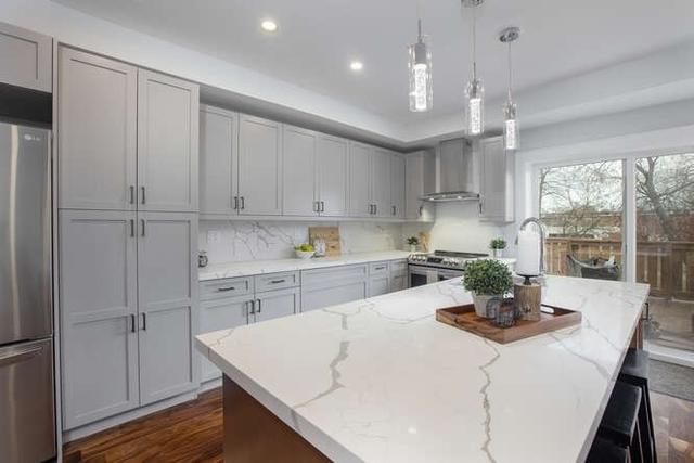 315 Victoria Park Ave, House semidetached with 2 bedrooms, 4 bathrooms and 2 parking in Toronto ON | Image 19