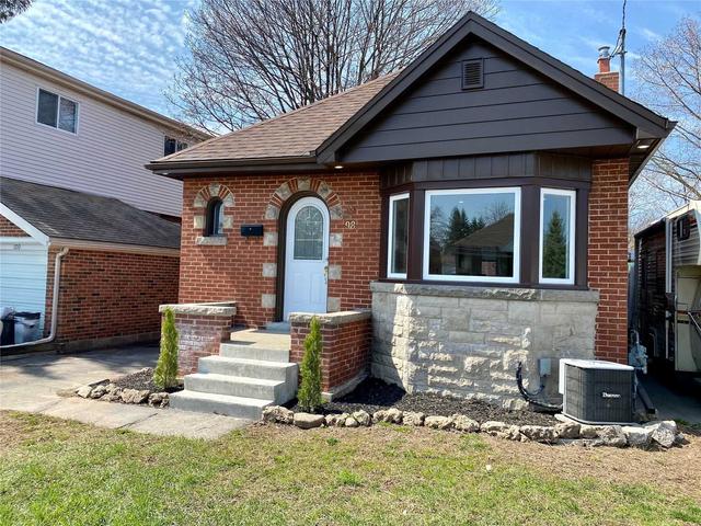 98 Tragina Ave S, House detached with 2 bedrooms, 1 bathrooms and 3 parking in Hamilton ON | Image 32