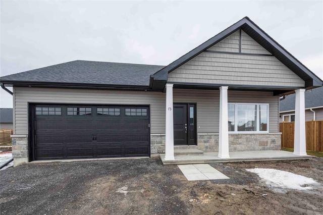 73 Stirling Cres, House detached with 2 bedrooms, 3 bathrooms and 6 parking in Prince Edward County ON | Image 1