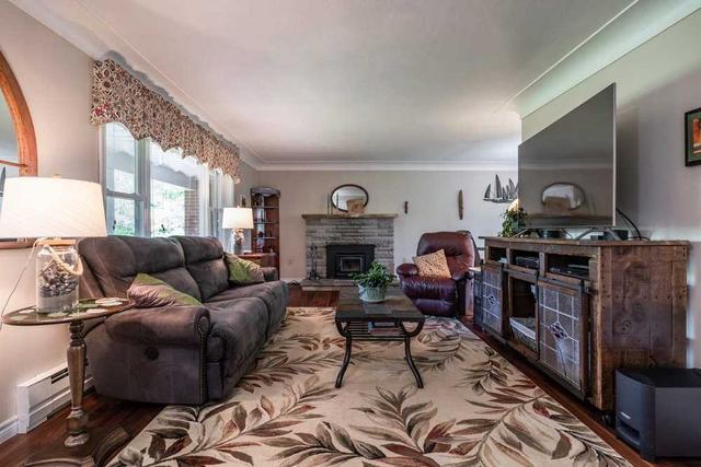 360 Johnson Rd, House detached with 3 bedrooms, 2 bathrooms and 10 parking in Brant ON | Image 36