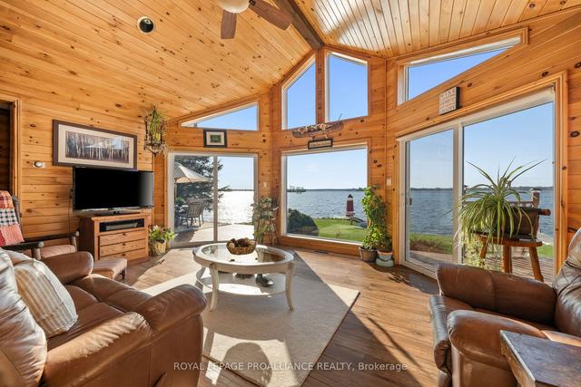 45 Peats Point Rd, House detached with 2 bedrooms, 2 bathrooms and 12 parking in Prince Edward County ON | Image 5