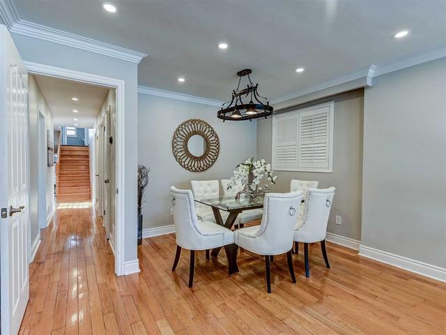 3204 Parkerhill Rd, House detached with 4 bedrooms, 3 bathrooms and 9 parking in Mississauga ON | Image 37