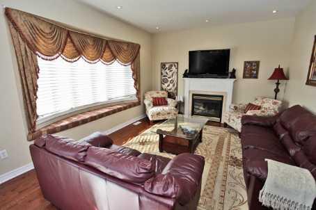 12 Lanebrook Dr, House detached with 4 bedrooms, 4 bathrooms and 4 parking in Brampton ON | Image 5