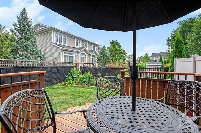 206 Parkin Circle, Townhouse with 3 bedrooms, 3 bathrooms and 2 parking in Ottawa ON | Image 24