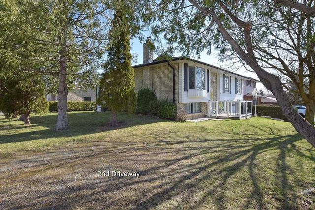 4 Lakeview Dr, House detached with 2 bedrooms, 2 bathrooms and 4 parking in Scugog ON | Image 12