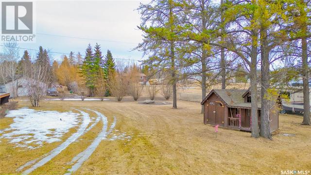 118 2nd Street W, House detached with 5 bedrooms, 3 bathrooms and null parking in Pierceland SK | Image 39