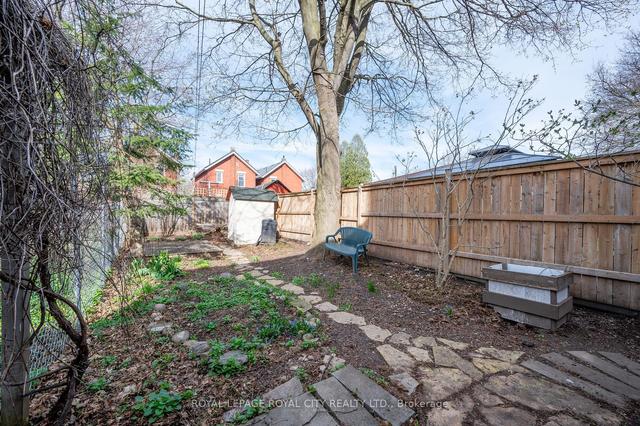 110 Harris St, House semidetached with 2 bedrooms, 1 bathrooms and 1 parking in Guelph ON | Image 21