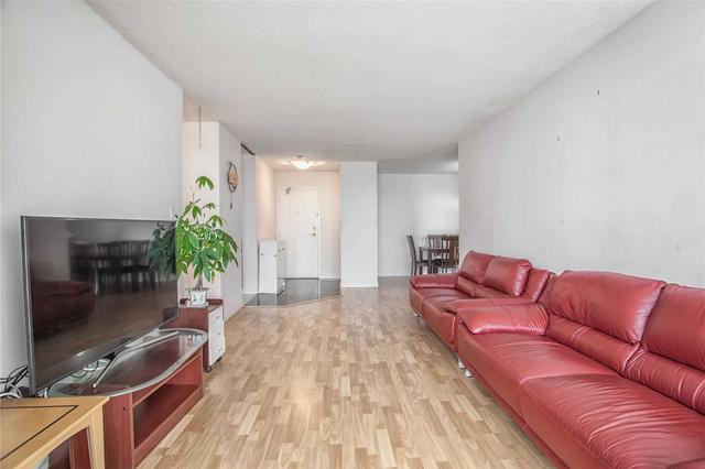 1833 - 25 Bamburgh Circ, Condo with 3 bedrooms, 2 bathrooms and 2 parking in Toronto ON | Image 15