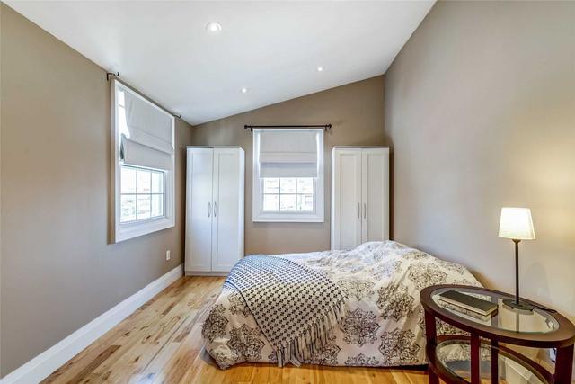 14 Lillington Ave, House detached with 3 bedrooms, 3 bathrooms and 3 parking in Toronto ON | Image 19