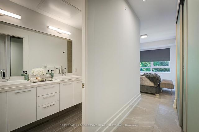 301 - 3 Southvale Dr, Condo with 2 bedrooms, 2 bathrooms and 2 parking in Toronto ON | Image 17