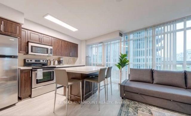 620 - 215 Fort York Blvd, Condo with 2 bedrooms, 1 bathrooms and 1 parking in Toronto ON | Image 3