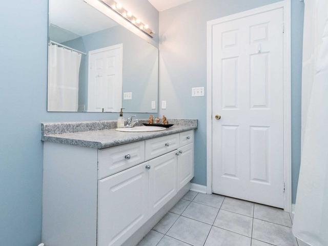 37 Georgian Rd, House semidetached with 3 bedrooms, 3 bathrooms and 3 parking in Brampton ON | Image 18
