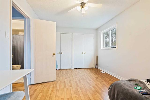 65 Donald Cres, House semidetached with 3 bedrooms, 2 bathrooms and 5 parking in Wasaga Beach ON | Image 10