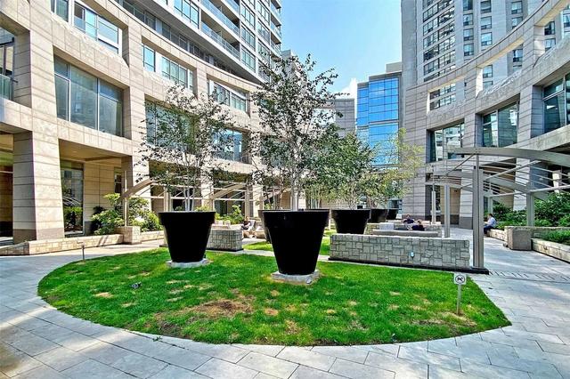 1801 - 2191 Yonge St, Condo with 1 bedrooms, 2 bathrooms and 1 parking in Toronto ON | Image 16