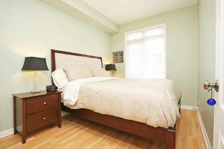 th2 - 98 Carr St, Townhouse with 2 bedrooms, 2 bathrooms and 1 parking in Toronto ON | Image 6