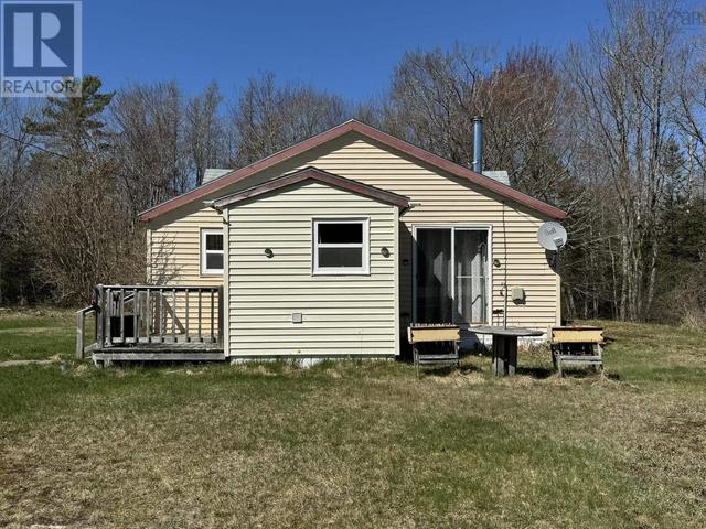 185 Highway 3, House detached with 1 bedrooms, 1 bathrooms and null parking in Shelburne MD NS | Image 4