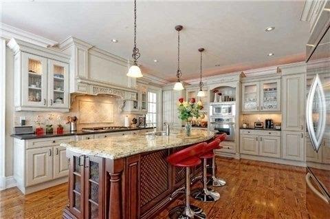 105 Eden Vale Dr, House detached with 5 bedrooms, 5 bathrooms and 8 parking in Toronto ON | Image 9