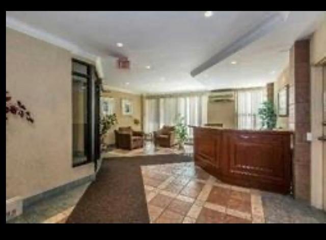 407 - 90 Ling Rd, Condo with 3 bedrooms, 2 bathrooms and 1 parking in Toronto ON | Image 12