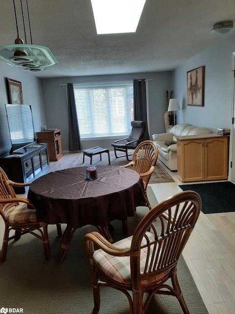 570 West Street, House attached with 2 bedrooms, 2 bathrooms and 2 parking in Brantford ON | Image 2