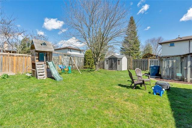 58 Upton Crescent, House detached with 3 bedrooms, 2 bathrooms and 3 parking in Guelph ON | Image 28