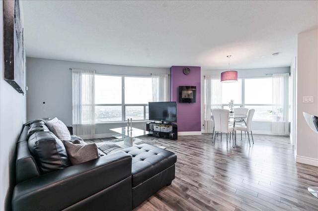 2903 - 38 Lee Centre Dr, Condo with 2 bedrooms, 2 bathrooms and 1 parking in Toronto ON | Image 13