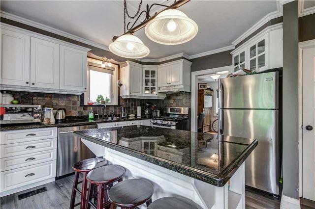 79 Mill St S, House detached with 3 bedrooms, 3 bathrooms and 6 parking in Brampton ON | Image 5
