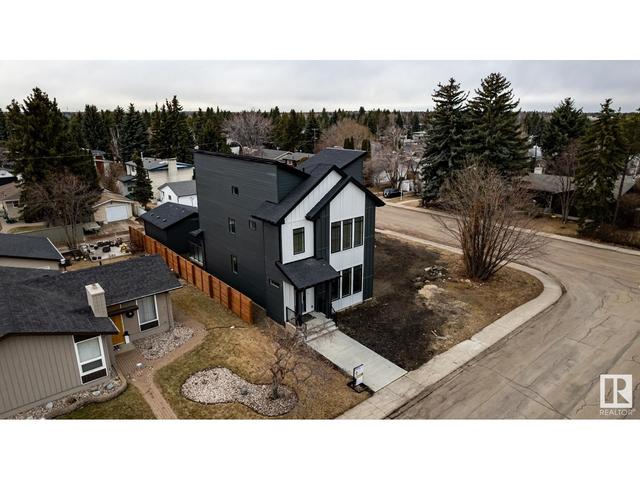 4140 122 St Nw, House detached with 6 bedrooms, 5 bathrooms and 4 parking in Edmonton AB | Image 2