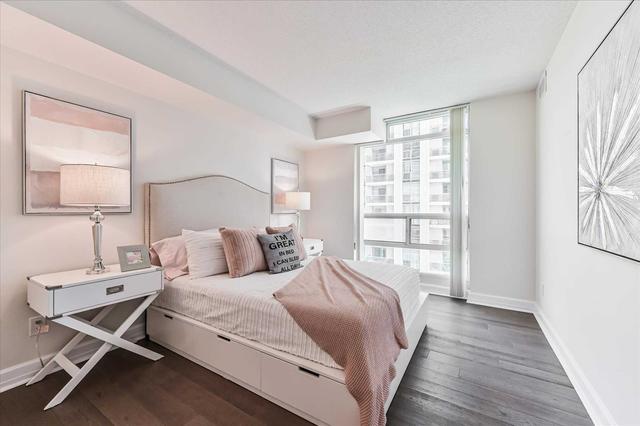 911 - 35 Bales Ave, Condo with 2 bedrooms, 2 bathrooms and 1 parking in Toronto ON | Image 5