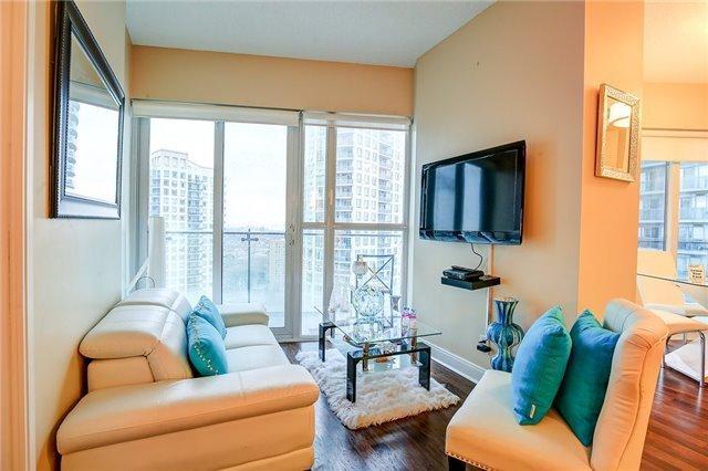 2003 - 50 Absolute Ave, Condo with 2 bedrooms, 2 bathrooms and 1 parking in Mississauga ON | Image 4